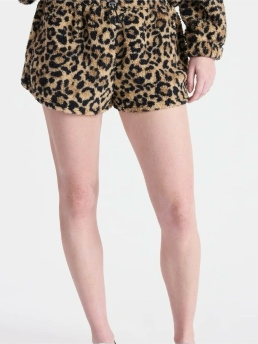 No Boundaries Leopard Print Fleece Shorts - Tan/Black L (12-14) - Picture 3 of 5